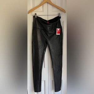 SPANX: Faux Leather Leggings, Size XL